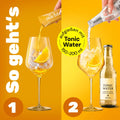 Zubereitung alkoholfreier Yuzu Spritz: Sachet ins Glas geben und mit Tonic Water auffüllen